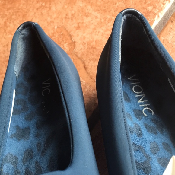 Vionic navy textile flats shoes size 7.5 - Picture 15 of 15